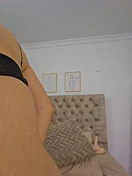 Bellahot-  online show from July 11, 2026, 6:41 pm