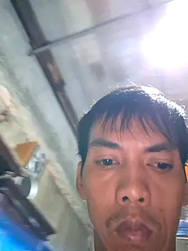 hoang1209 online show from July 18, 2026, 11:02 pm