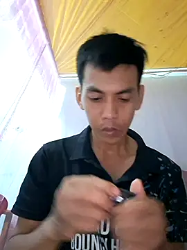 hoang1209 online show from July 26, 2026, 12:56 pm