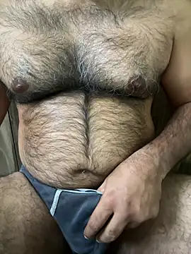 Snapshot of SatBull007 chatting on April 1, 2026, 9:43 am SatBull007 online show from April 1, 2026, 9:43 am