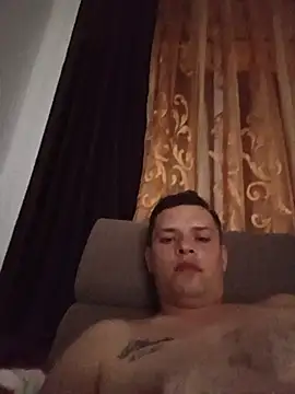 alexmihae online show from June 28, 2026, 9:32 pm