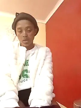 YellowAssFreak online show from July 7, 2026, 6:58 am