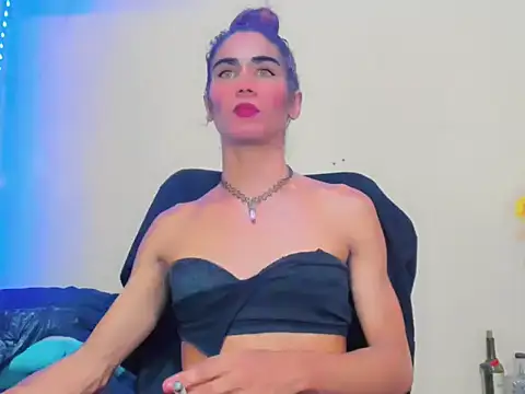 ts latinaxxxts online show from July 21, 2026, 4:47 am