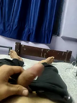 Kiran690409 online show from July 28, 2026, 4:27 pm