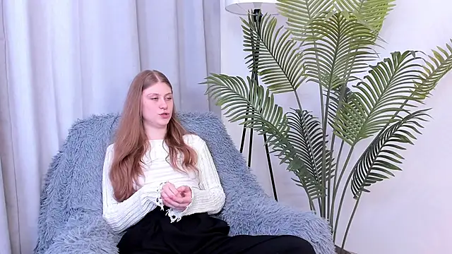 IdaliaKinnick online show from June 30, 2026, 11:43 am