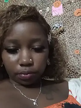 Vina Etty online show from July 1, 2026, 8:42 pm