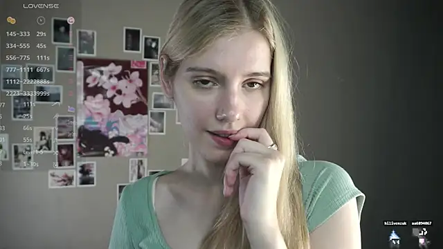 ElaineBerum online show from July 29, 2026, 8:57 am