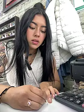 dalila 25x online show from July 3, 2026, 8:26 pm