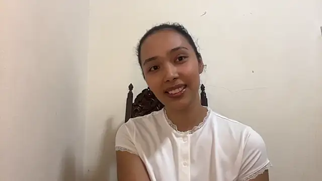 FlorettaBuhl online show from July 3, 2026, 1:28 pm