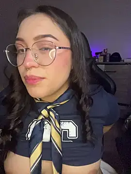 Lilyhotson online show from July 23, 2026, 1:58 am