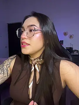 Lilyhotson online show from July 25, 2026, 10:38 pm