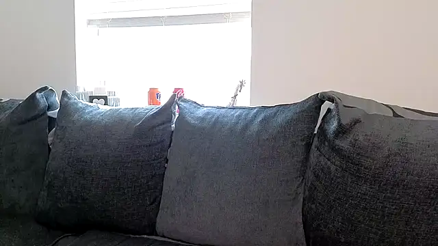 gabriellawynters online show from July 23, 2026, 11:29 am