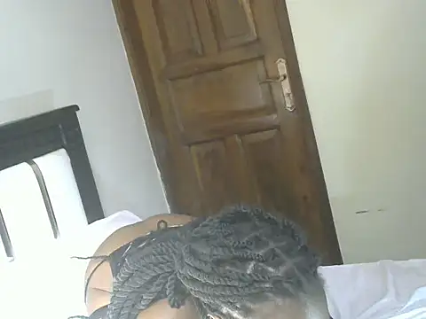 thickpetite online show from July 6, 2026, 7:04 am
