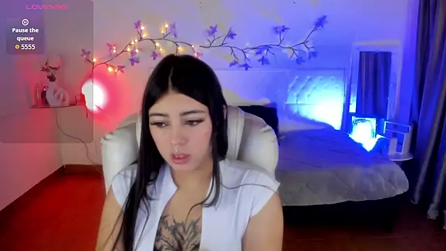 gabriella  live online show from July 28, 2026, 7:39 pm