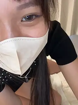 YUNA 033 online show from July 30, 2026, 5:06 am