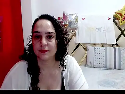 rebecamontero online show from July 7, 2026, 4:21 pm