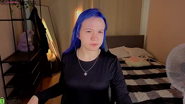 LinaSpark online show from July 29, 2026, 8:57 am