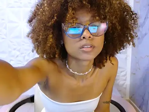 alexawet  online show from July 24, 2026, 2:02 pm