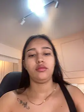 BELLA GAITAN  online show from July 26, 2026, 10:55 am