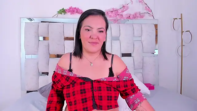 Antonella Vega  online show from July 25, 2026, 1:06 pm