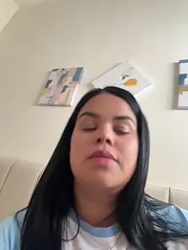 AliceStarshine online show from June 18, 2026, 6:13 pm