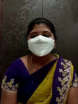 Roja sexy online show from July 5, 2026, 8:43 am
