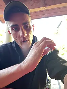 AlexitoTrendy22 online show from July 5, 2026, 7:48 am