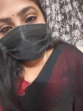 Snapshot of Honey_telugu7 chatting on July 27, 2026, 5:31 pm Honey telugu7 online show from July 27, 2026, 5:31 pm