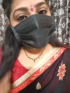 Snapshot of Honey_telugu7 chatting on July 25, 2026, 6:36 pm Honey telugu7 online show from July 25, 2026, 6:36 pm