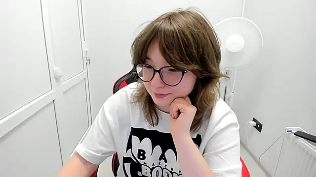 HachiYume online show from July 29, 2026, 12:59 pm