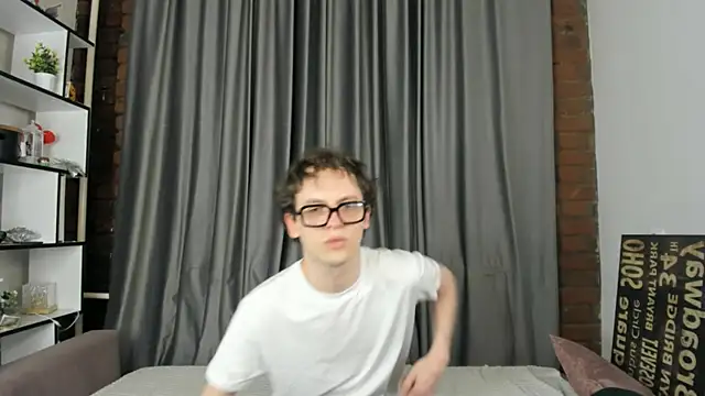 Arrogant Eli online show from July 21, 2026, 8:54 pm