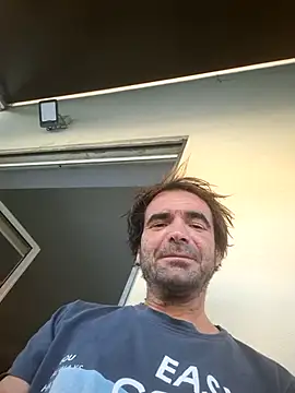Snapshot of FilipeGmr chatting on July 12, 2026, 5:36 pm FilipeGmr online show from July 12, 2026, 5:36 pm