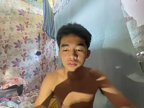 HotNextDoor online show from July 13, 2026, 2:22 am