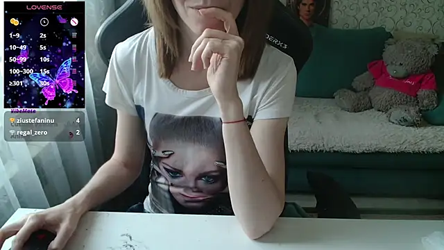Snapshot of __Alisa__ chatting on July 18, 2026, 4:26 pm Alisa online show from July 18, 2026, 4:26 pm
