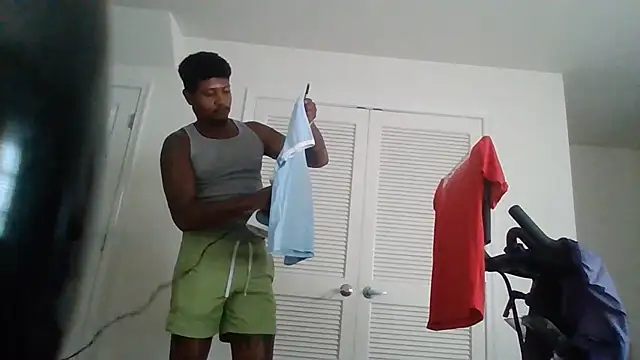 Bigtreatofficial online show from August 4, 2026, 6:12 pm