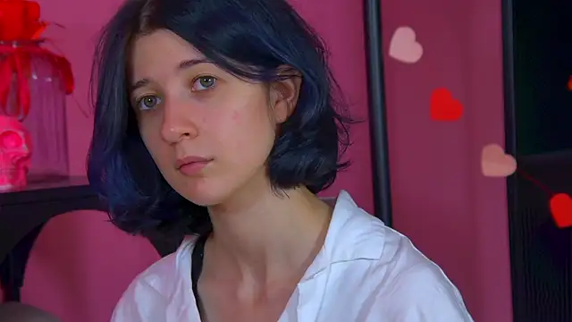 AnneAvelin online show from July 10, 2026, 6:13 am