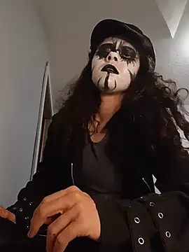Loveyoutodeath online show from July 8, 2026, 4:24 am