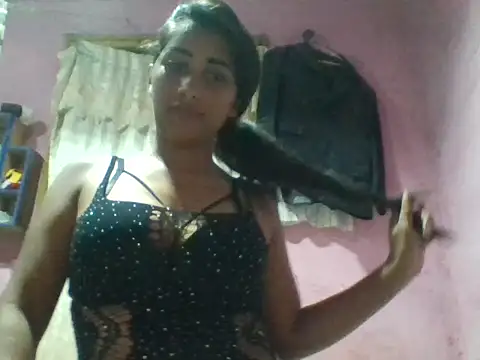 Latina Slut 1 online show from July 11, 2026, 2:34 am