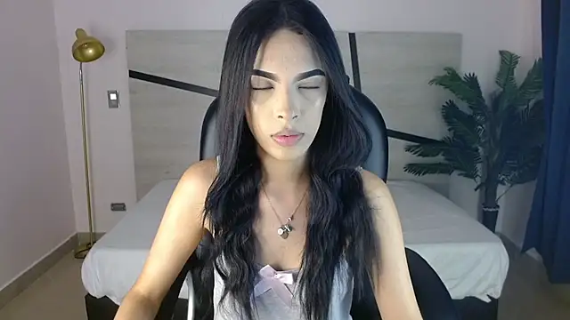 valery restrepo online show from July 29, 2026, 8:19 pm