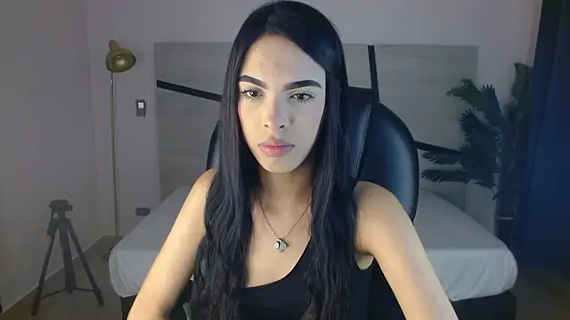 valery restrepo online show from July 27, 2026, 8:38 pm
