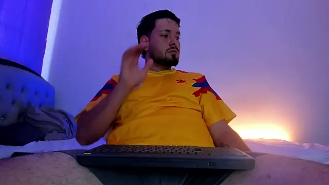 my max online show from July 17, 2026, 10:29 pm