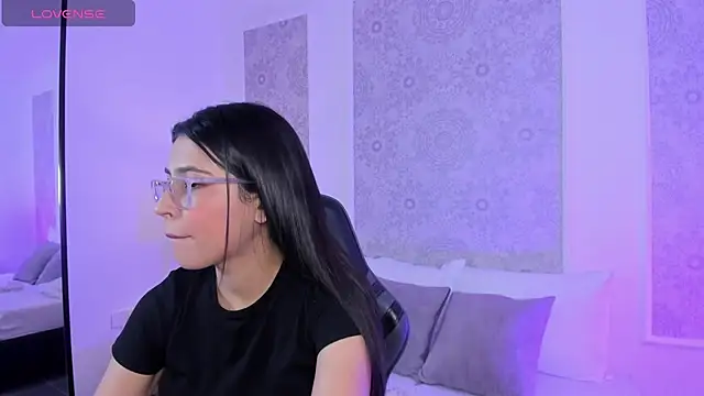amber piercee online show from July 10, 2026, 12:27 pm