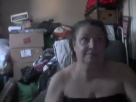 shadowdashlyla online show from July 12, 2026, 11:38 pm