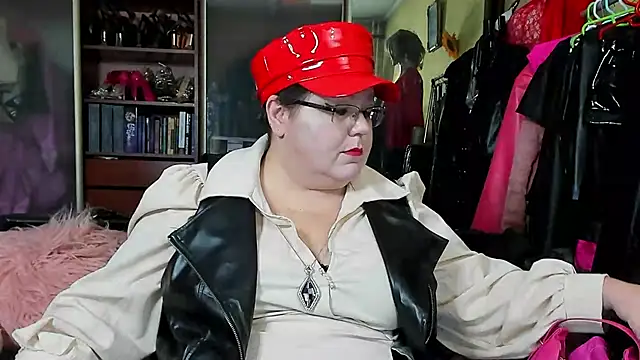 Snapshot of KaryQueen chatting on February 27, 2025, 4:10 pm KaryQueen online show from February 27, 2025, 4:10 pm