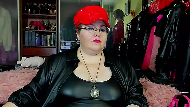 Snapshot of KaryQueen chatting on March 2, 2025, 6:24 pm KaryQueen online show from March 2, 2025, 6:24 pm