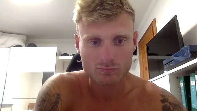 Nakedendurance1994 online show from July 29, 2026, 6:18 pm