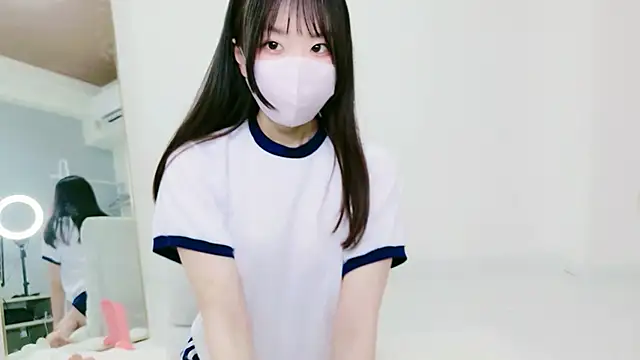 aichan  00 online show from July 13, 2026, 4:17 pm