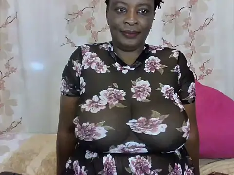Snapshot of DARKCHOCBOOBS29 chatting on July 10, 2026, 5:07 am DARKCHOCBOOBS29 online show from July 10, 2026, 5:07 am