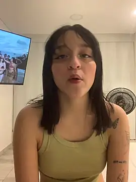 ruemi rose online show from July 26, 2026, 12:28 am