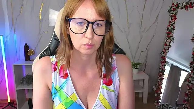 Elizabeth Grace online show from July 13, 2026, 8:24 am